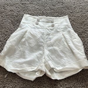 White shorts size Xs